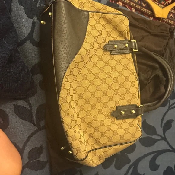 Authentic Gucci Beige and Dark Brown bag - Picture 6 of 15